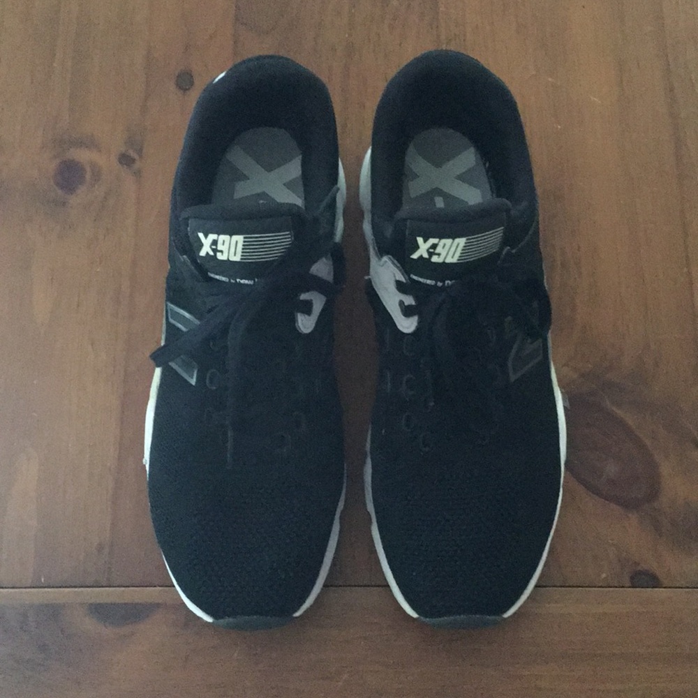 New Balance X90